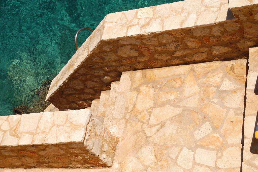 Villa Amalia Chalki Town Dış mekan fotoğraf
