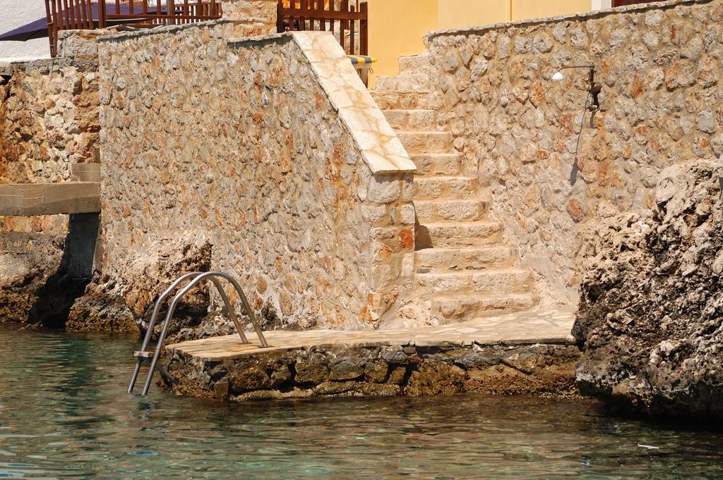 Villa Amalia Chalki Town Dış mekan fotoğraf