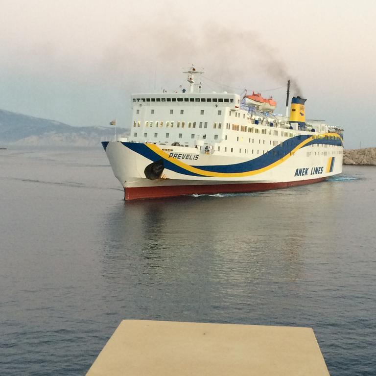 Villa Amalia Chalki Town Dış mekan fotoğraf
