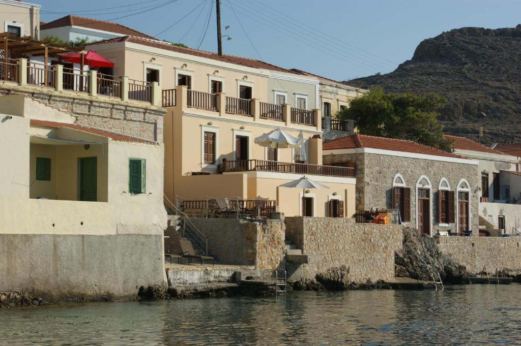 Villa Amalia Chalki Town Dış mekan fotoğraf