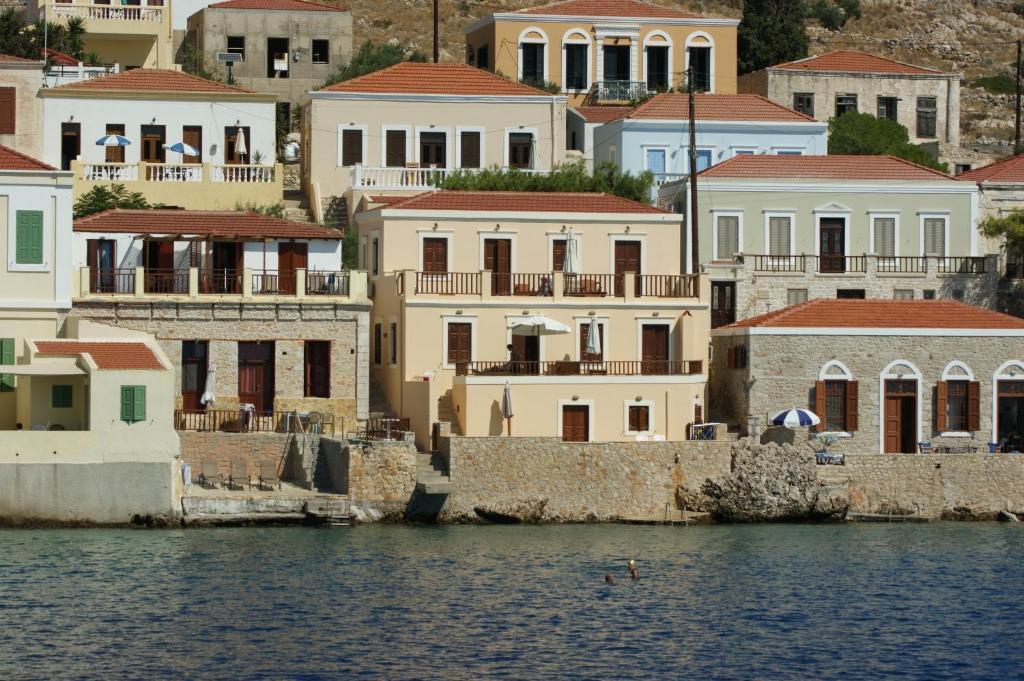 Villa Amalia Chalki Town Dış mekan fotoğraf