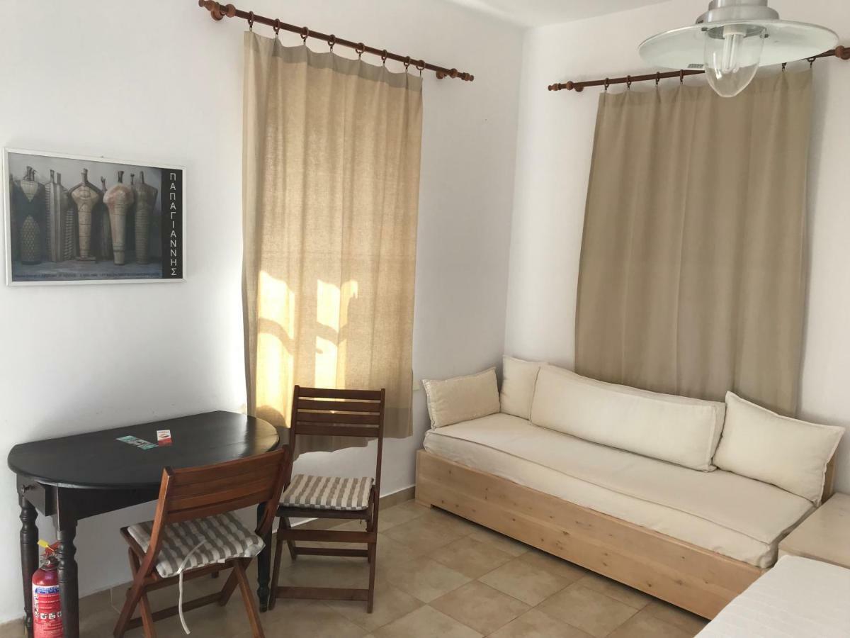Villa Amalia Chalki Town Dış mekan fotoğraf